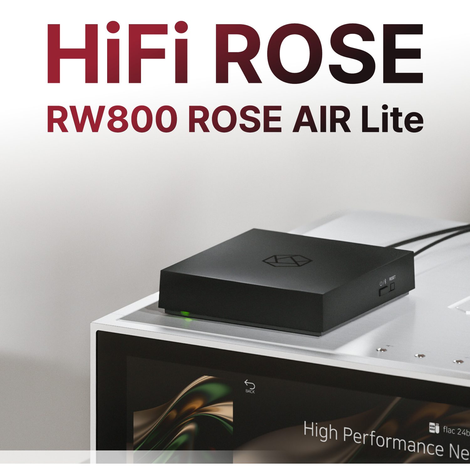 Внешний модуль для стриминга (потока из интернет) Rose RW800 размещен на верхней панели "полноформатного" сетевого проигрывателя ROSE